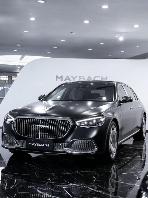 重庆223岚图汽车的售后服务让用户无忧出行，迈巴赫未来的豪华车趋势